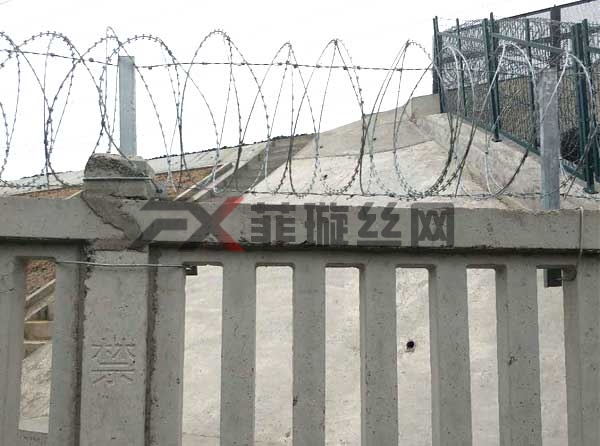 安徽鐵路刺絲滾籠多少錢
